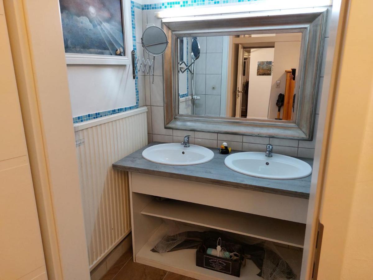 Ferienwohnung Mit Eigenem Garten In Schortens Kültér fotó